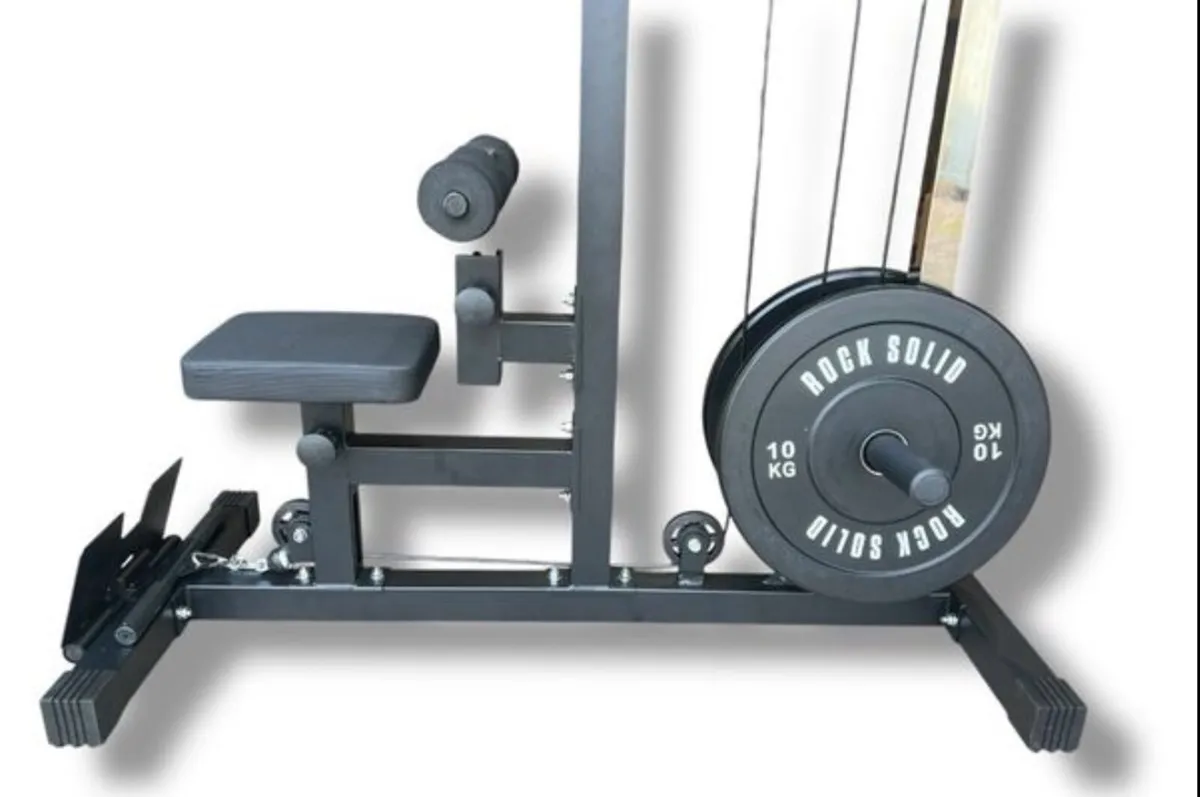 Lat Pulldown/ low row combo machine (new) - Image 3