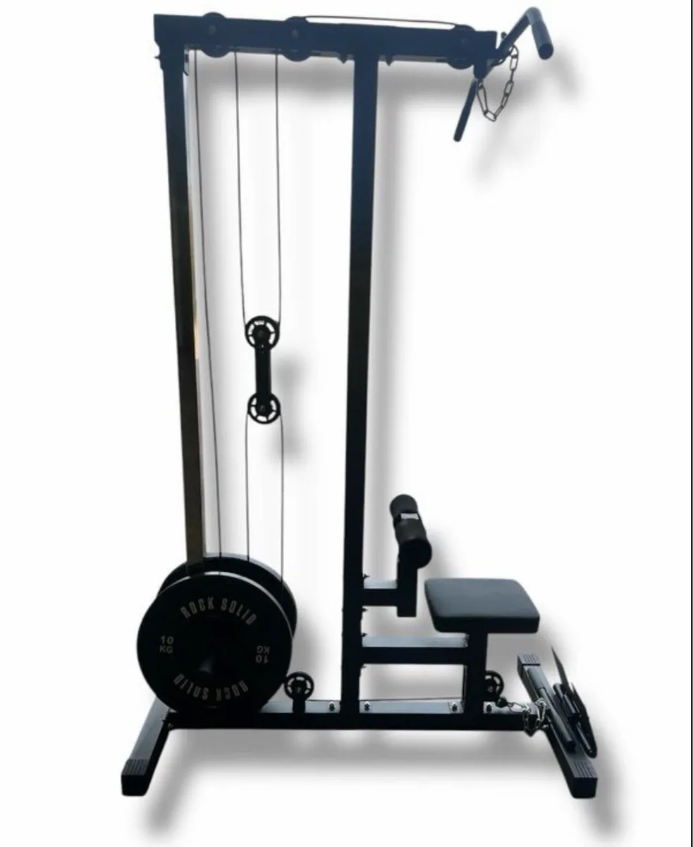 Lat pulldown/ low row combo machine (new) - Image 2