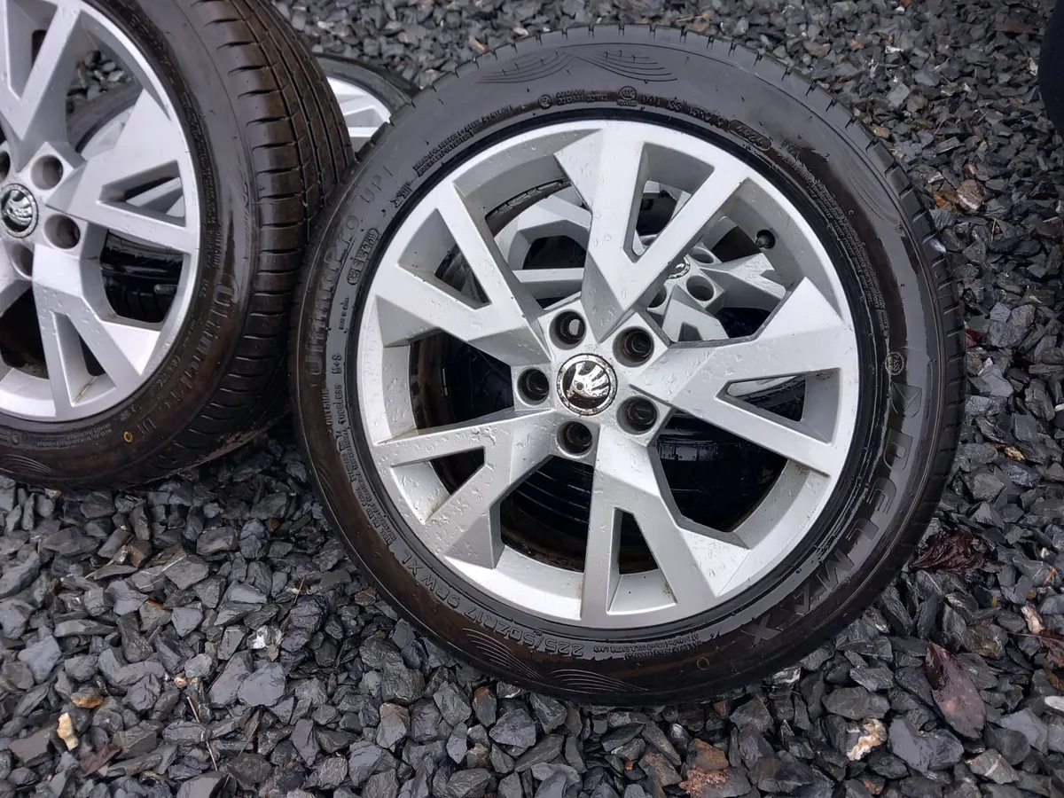 17inch Genuine Skoda 5x112 - Image 3