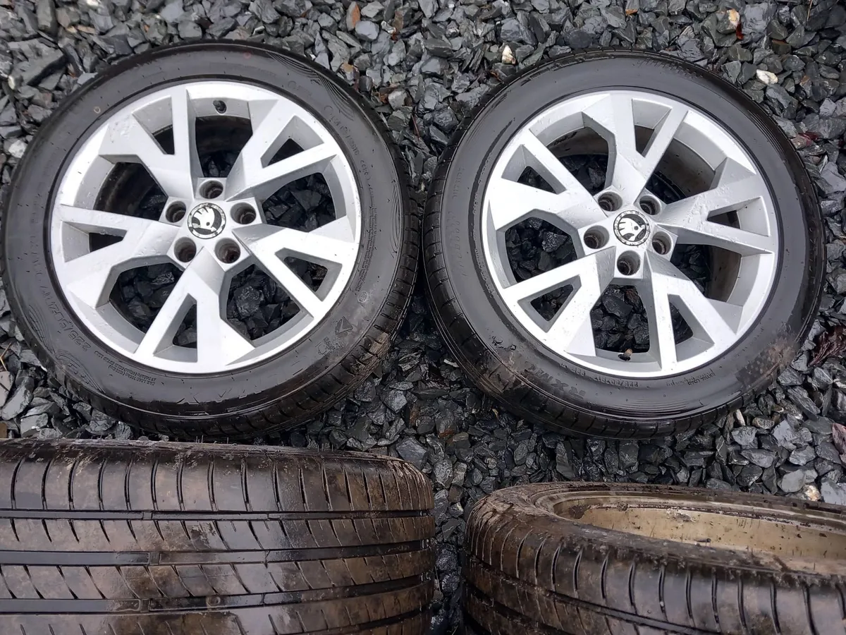 17inch Genuine Skoda 5x112 - Image 2