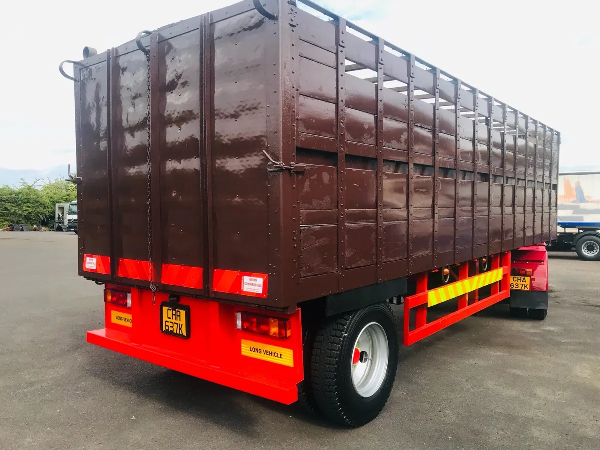 VINTAGE ARTIC CATTLE TRAILER - Image 3