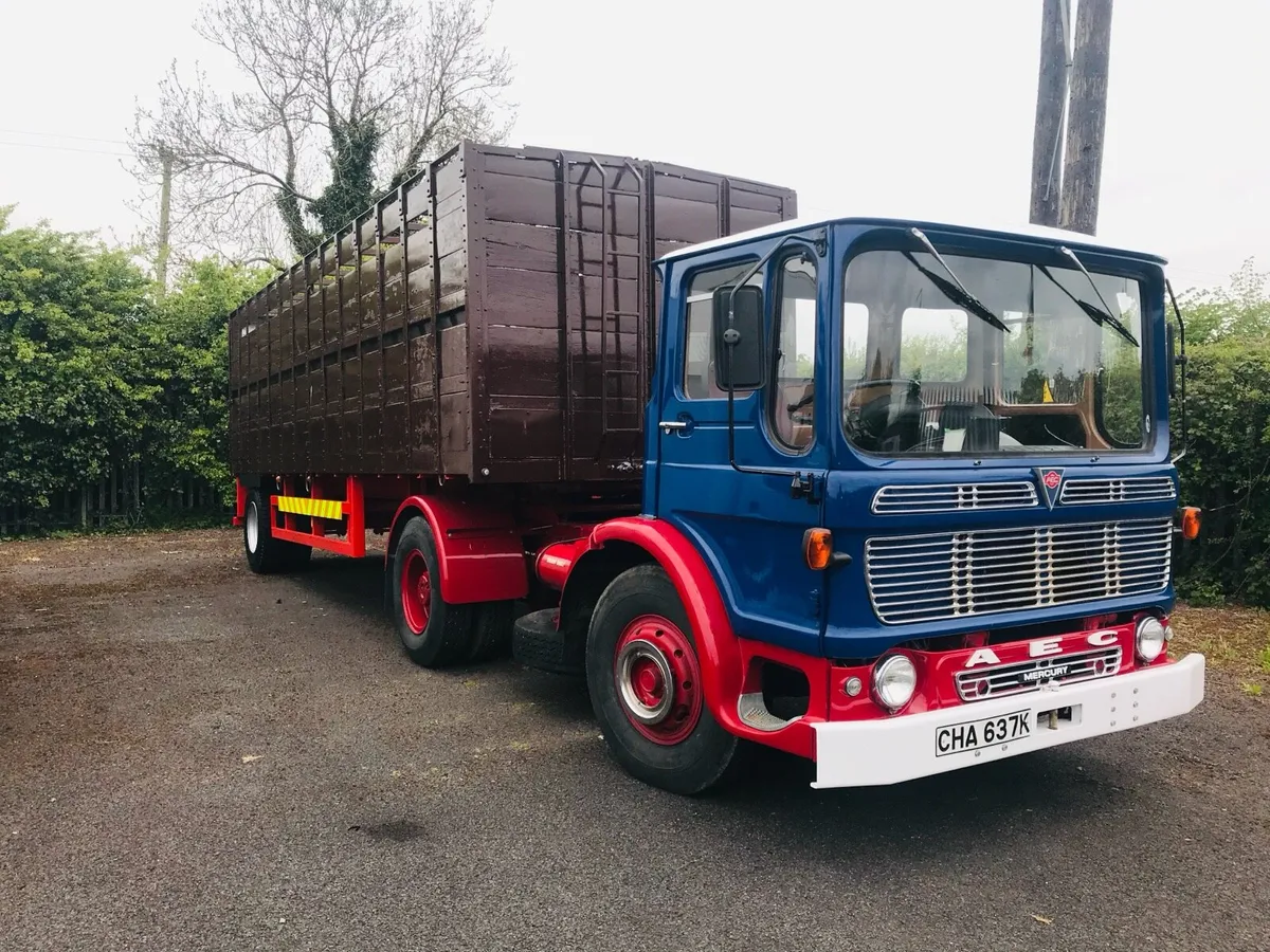 VINTAGE ARTIC CATTLE TRAILER - Image 4