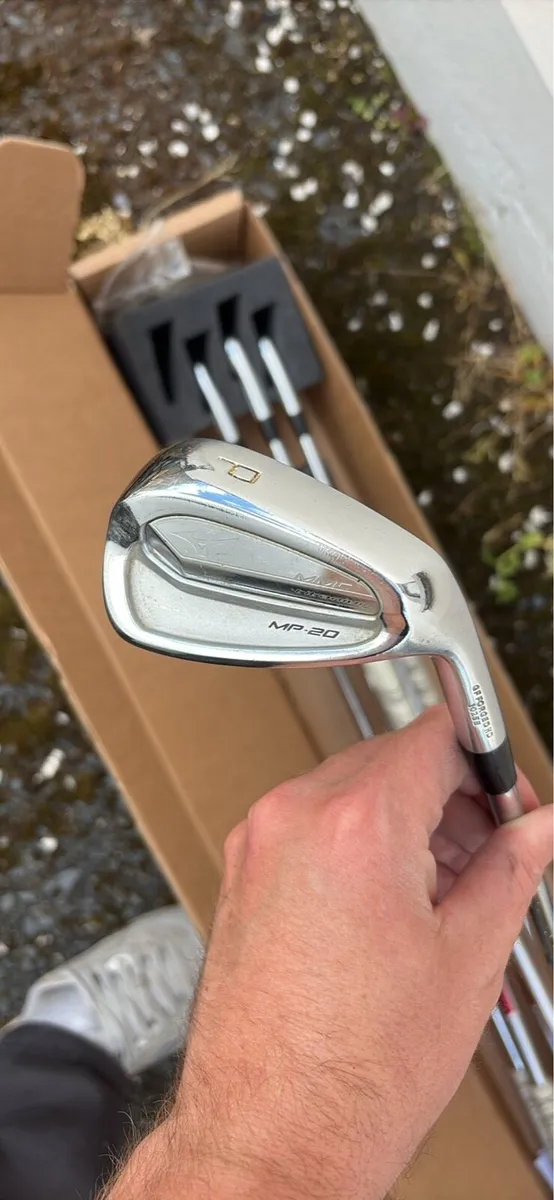Mizuno mp20 mmc good condition irons - Image 1