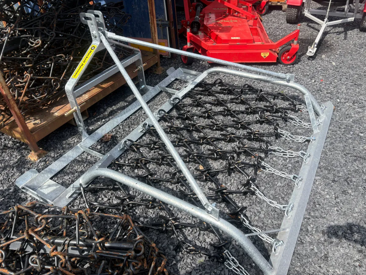 New Hackett 2m galvanised levelling chain harrow - Image 2
