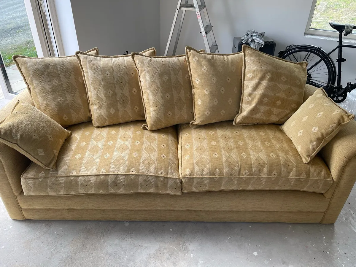 Couch four seater - Image 2
