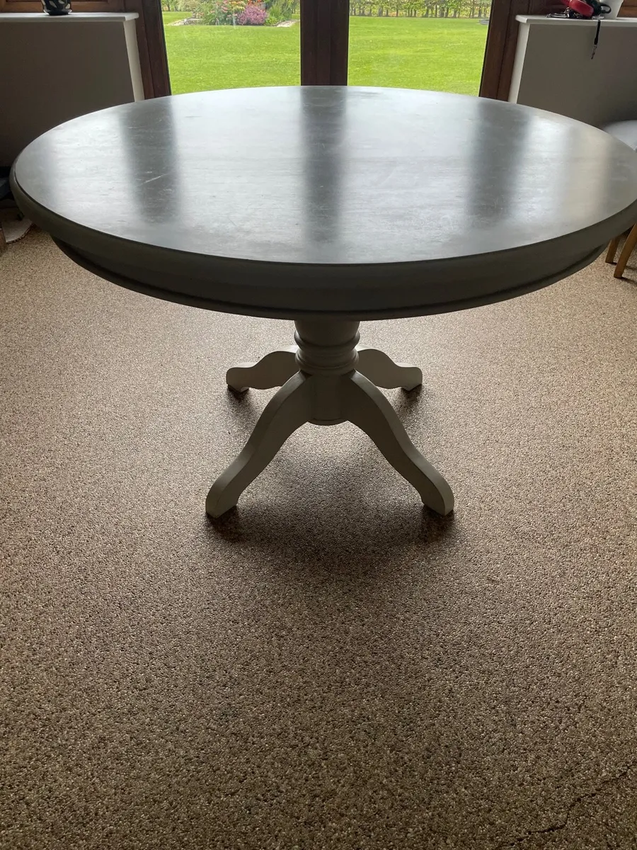 Kitchen table - Image 2