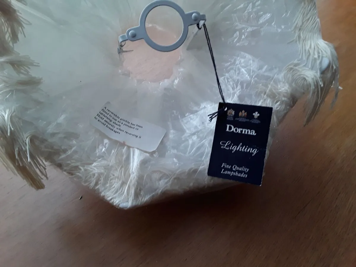 Brand new pendant shade still in its wrapper - Image 2