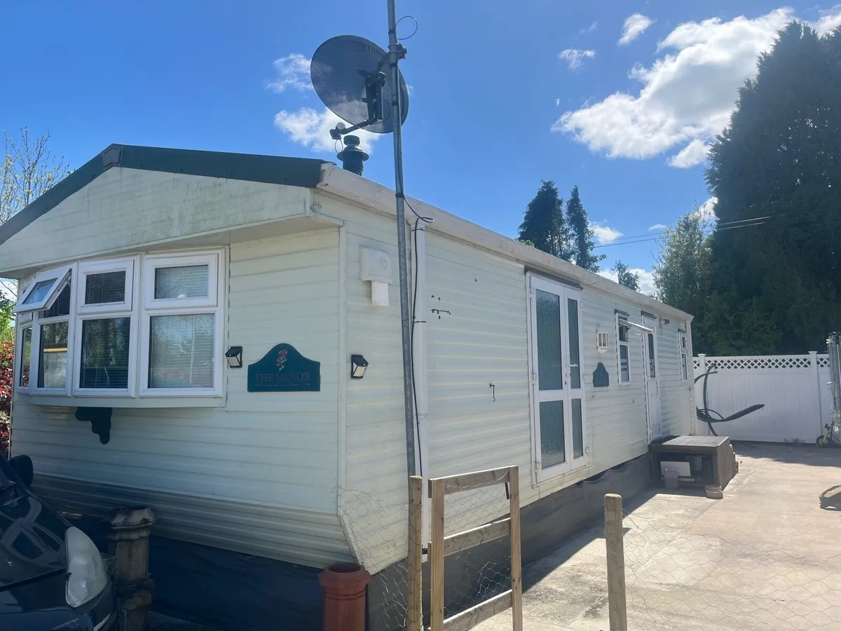 Willerby, The Manor, Mobile Home - Image 1