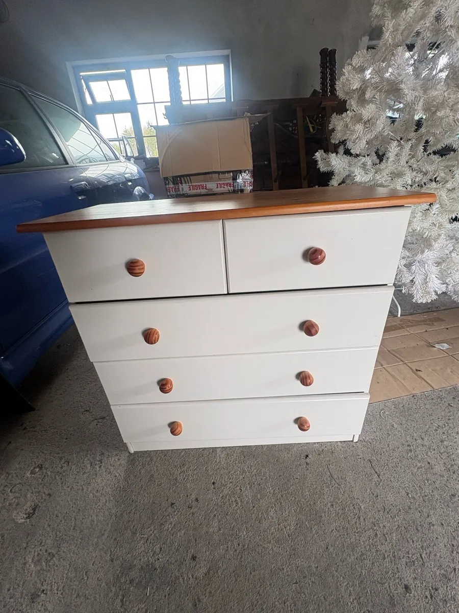 Blanket box and Chest of Drawers - Image 2