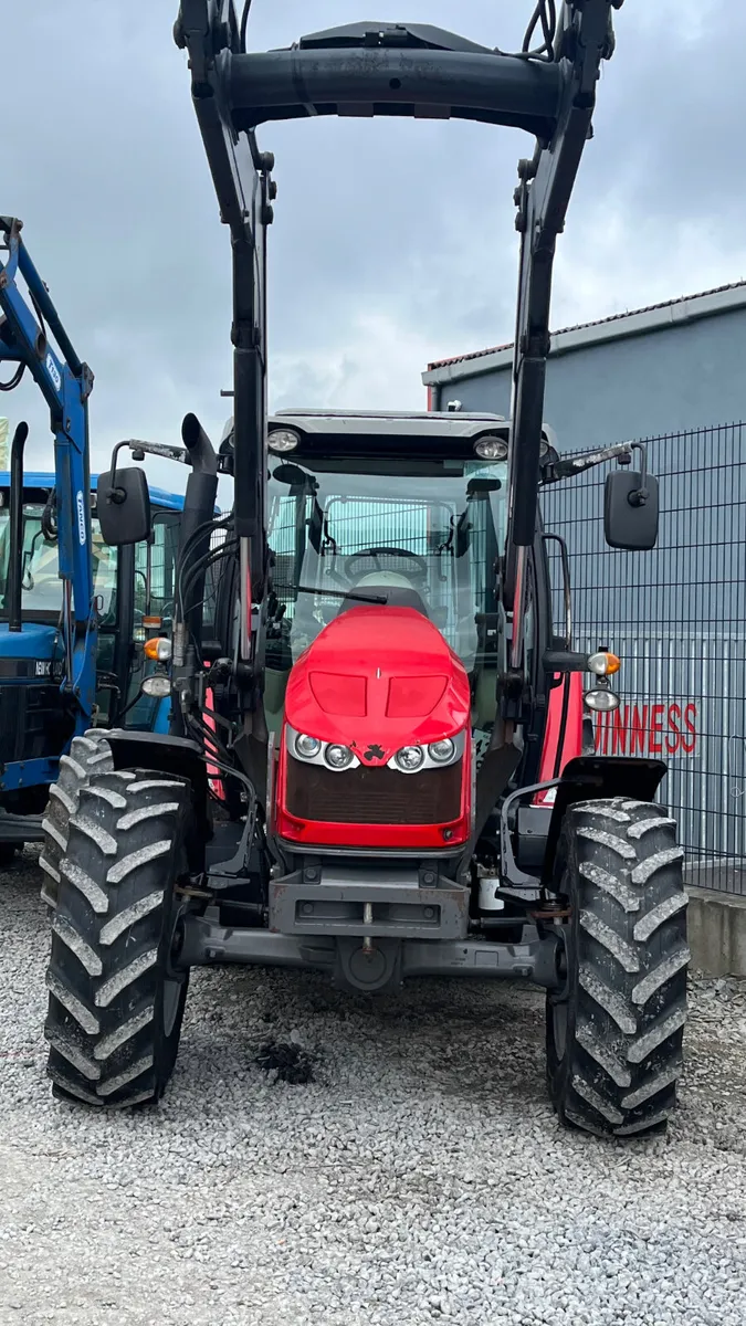 Massey Ferguson  5612 - Image 2