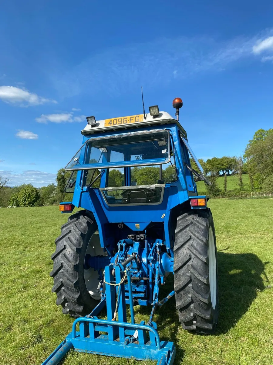 Tractor - Image 4