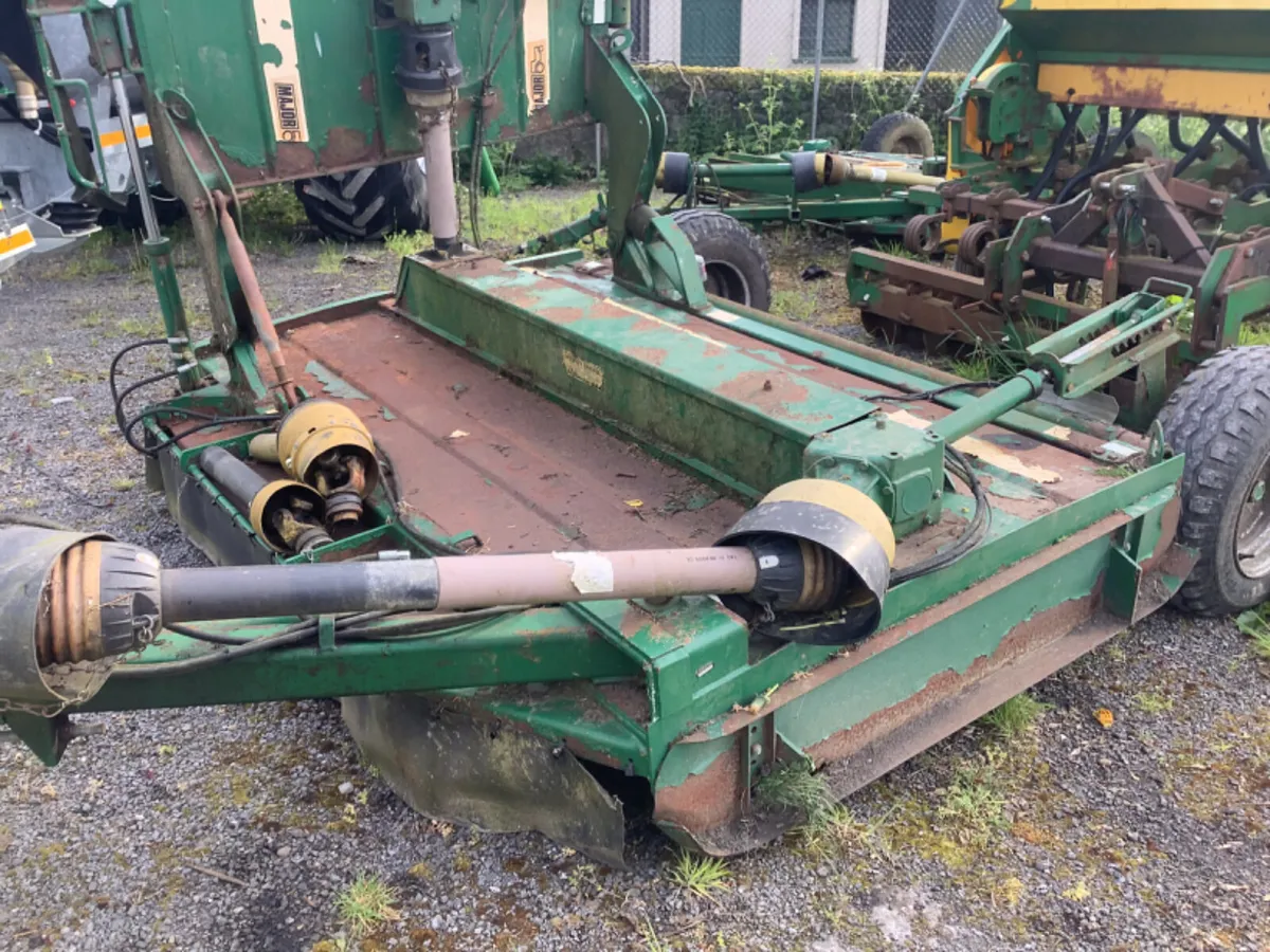 Used Major 1200 T 12 ft. Trailed topper - Image 2