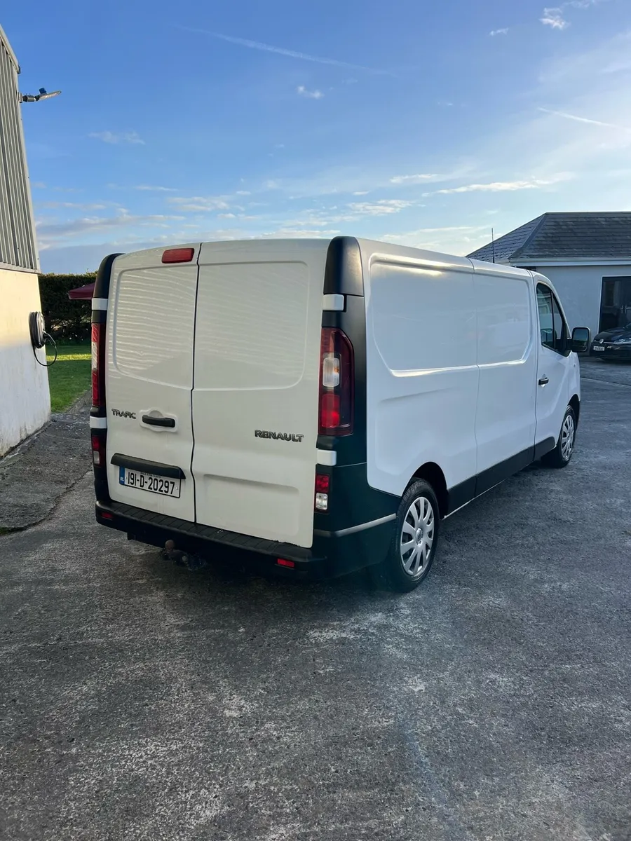 Renault Trafic - Image 4