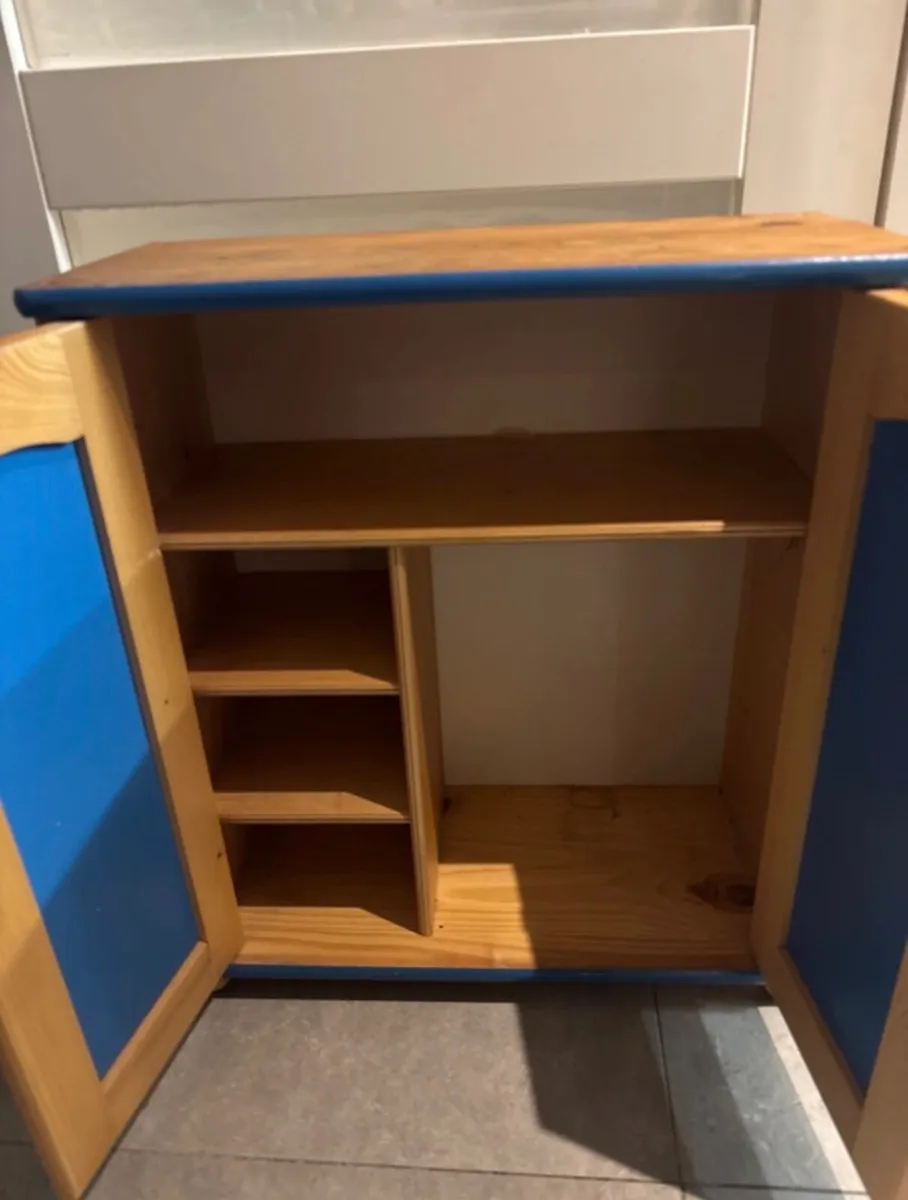 *FREE* Bedside table - collection only - Image 3