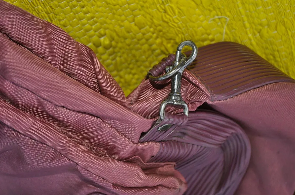 Garment Bag, Brand name VERDI, Maroon Canvas - Image 3