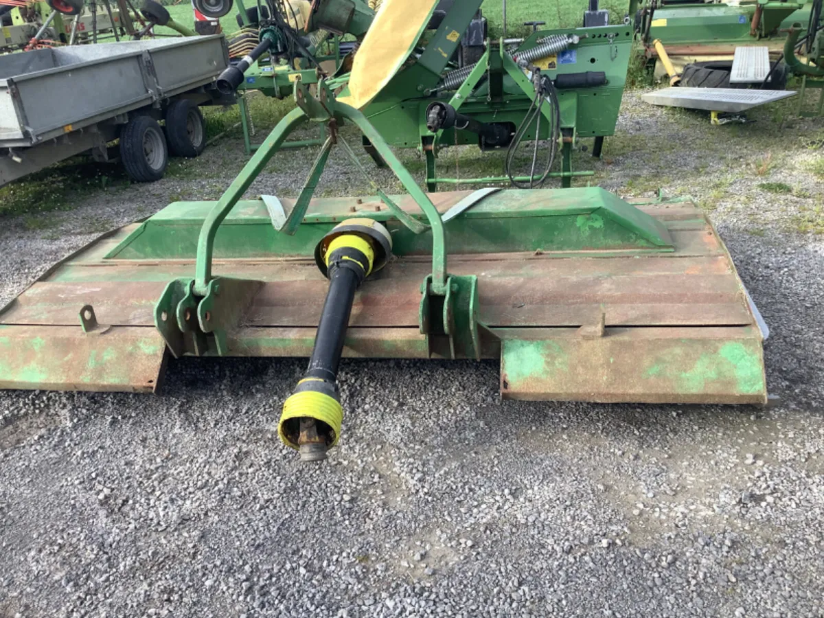 Used Major 9 ft front topper. - Image 1