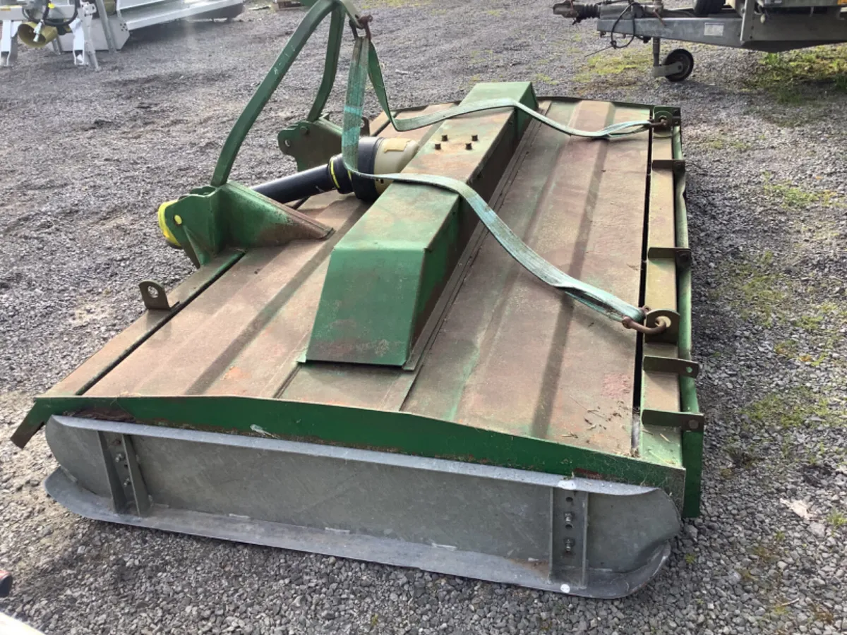 Used Major 9 ft front topper. - Image 4