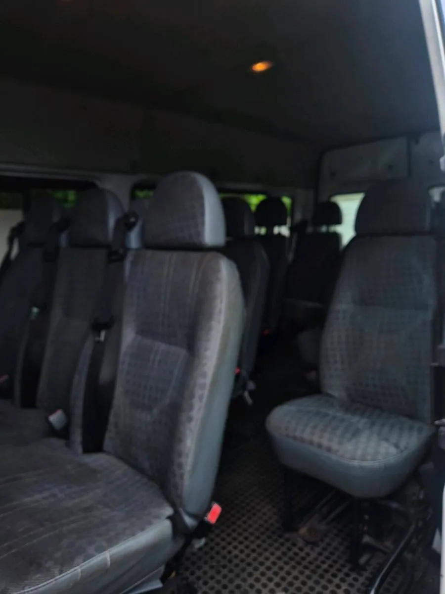 Bus - Image 3