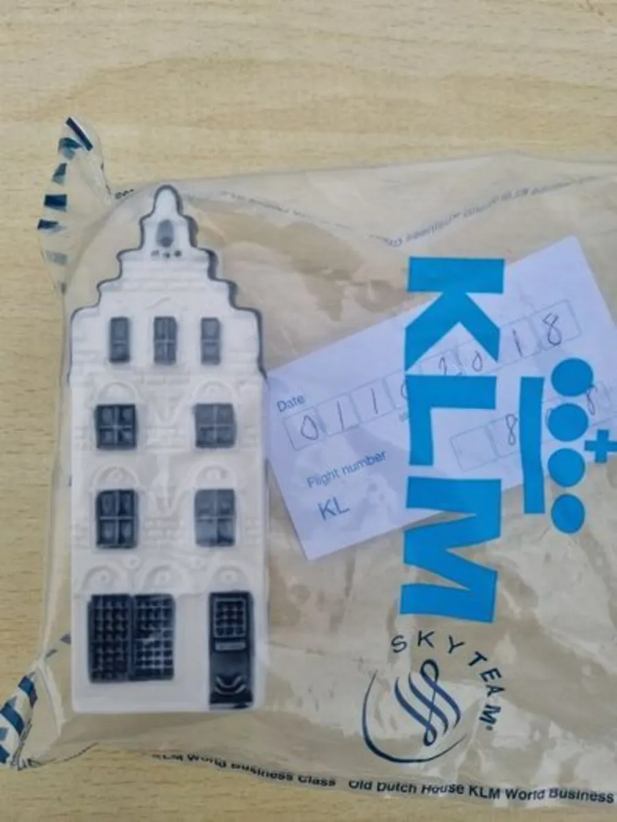 KLM miniature house made of Delft Blue ceramic - Image 4