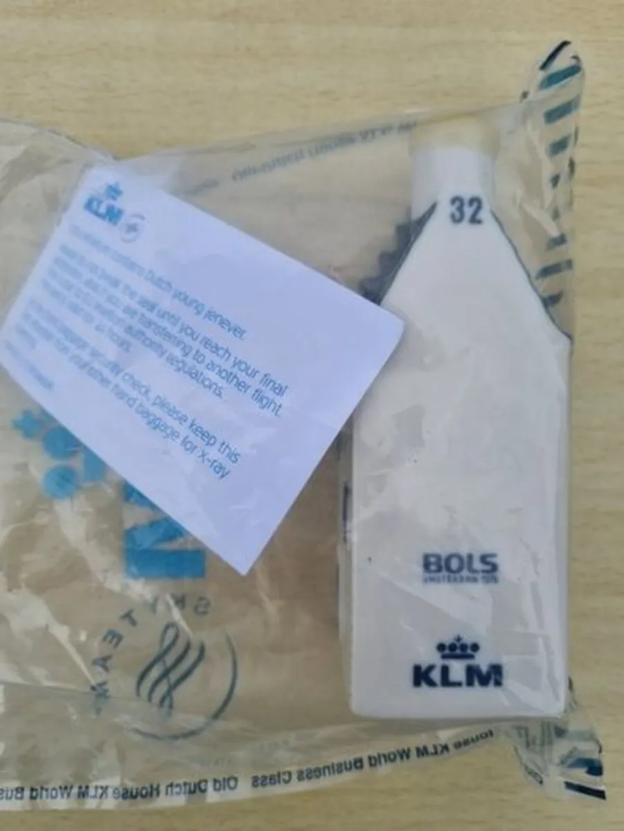 KLM miniature house made of Delft Blue ceramic - Image 2