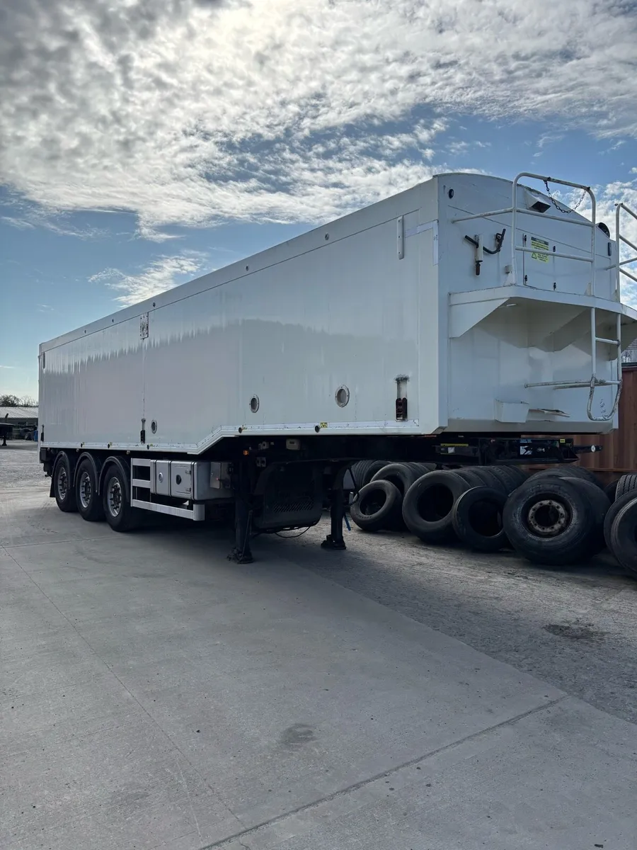 Blower trailer - Image 1