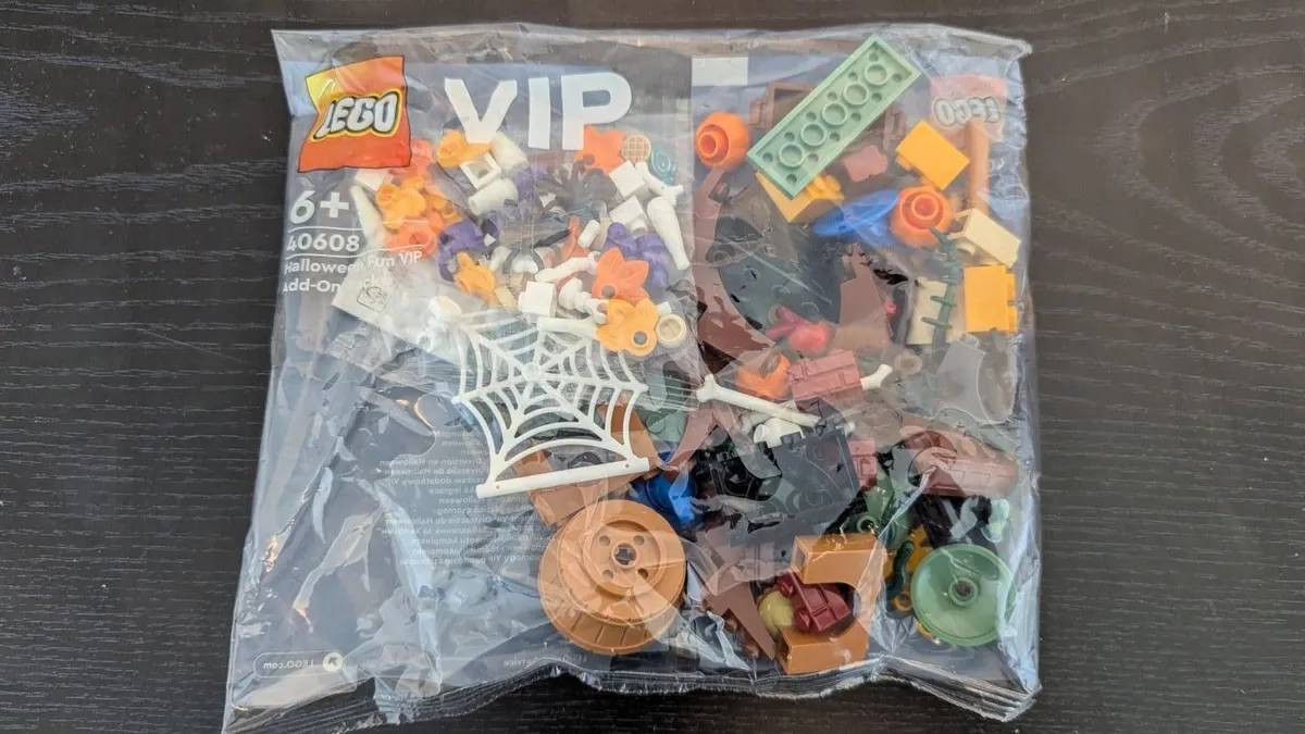 Lego 40608 Halloween Fun VIP Add-On Pack - Image 1