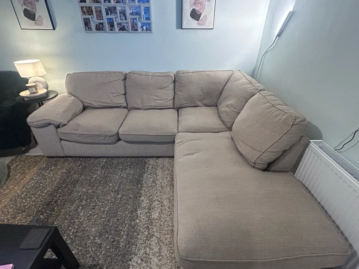 L Shaped couch - Image 2