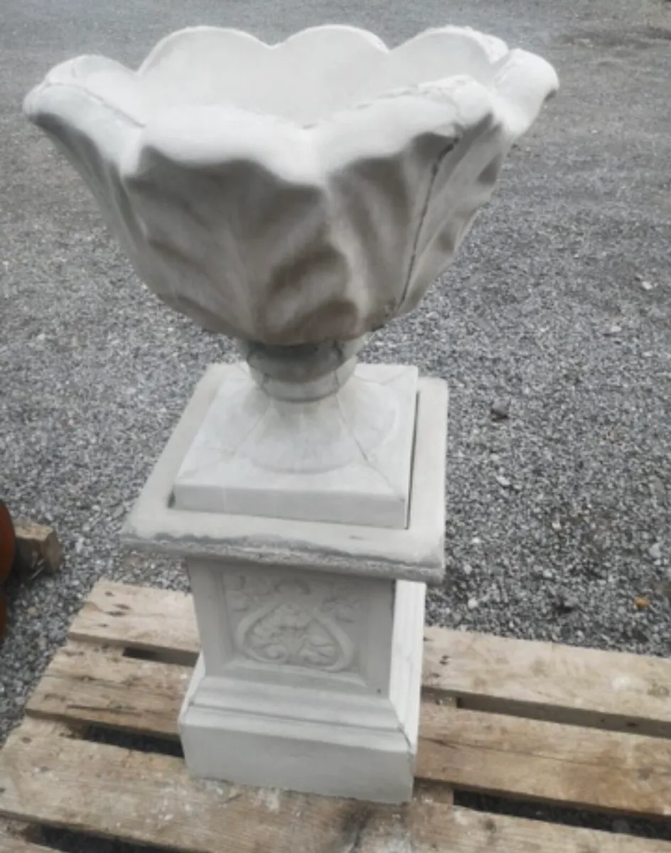 Concrete pots - Image 4