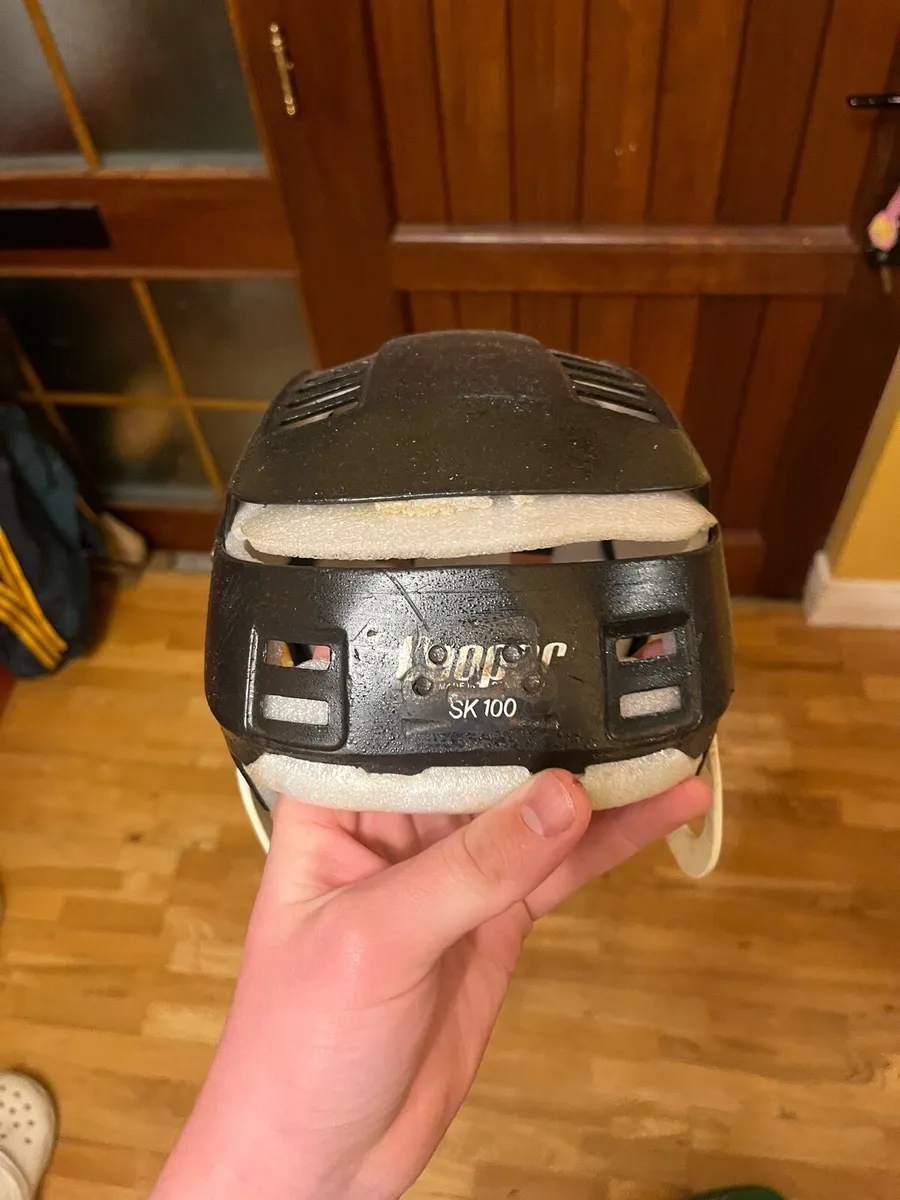Oldstyle black non stitch copper helmet - Image 1