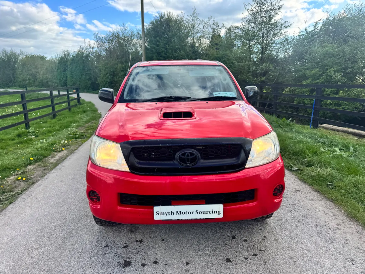 2011 Toyota Hilux 2.5L D4D Bargain***** - Image 4