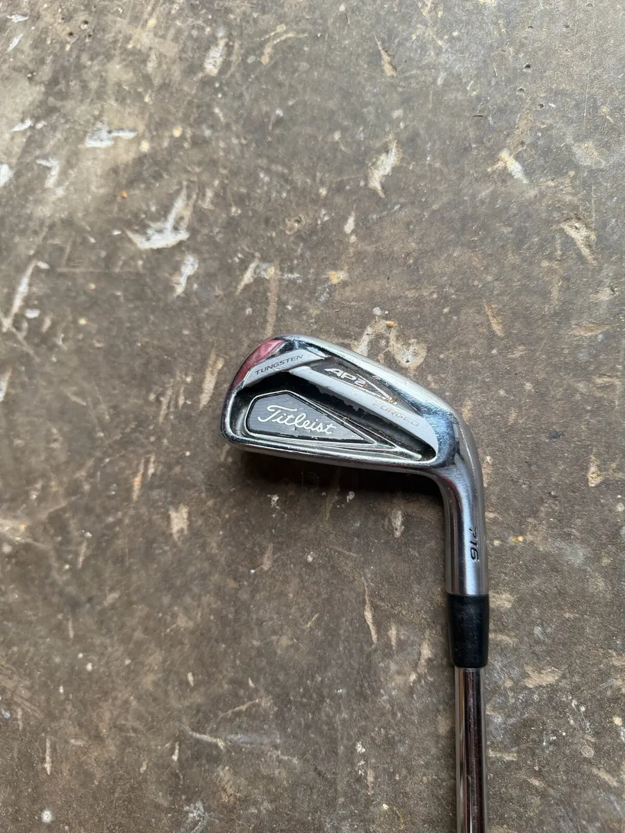Titleist 716 AP2 Forged 5 Iron - Image 1