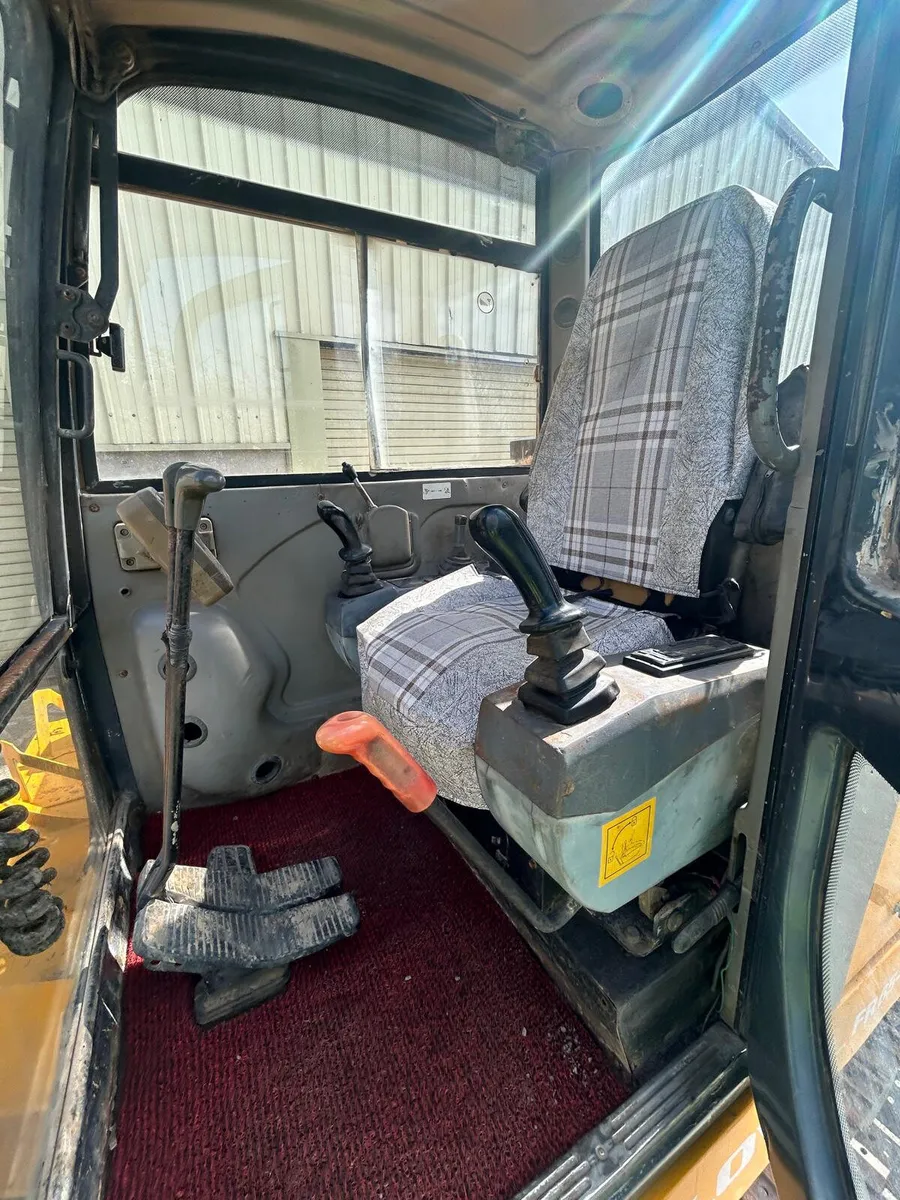 Excavator - Image 4