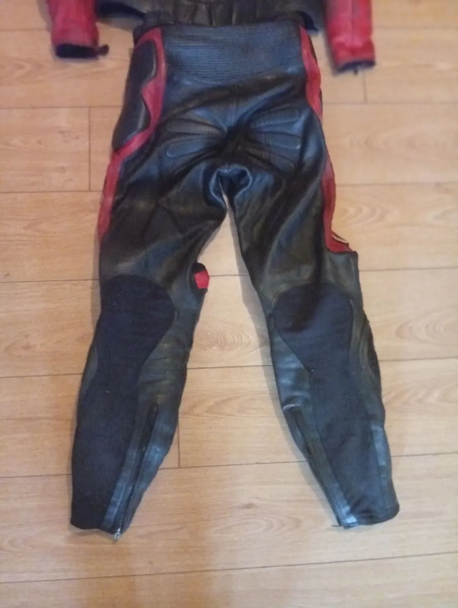 Original USA genuine leather Motorcycle suit - Image 3