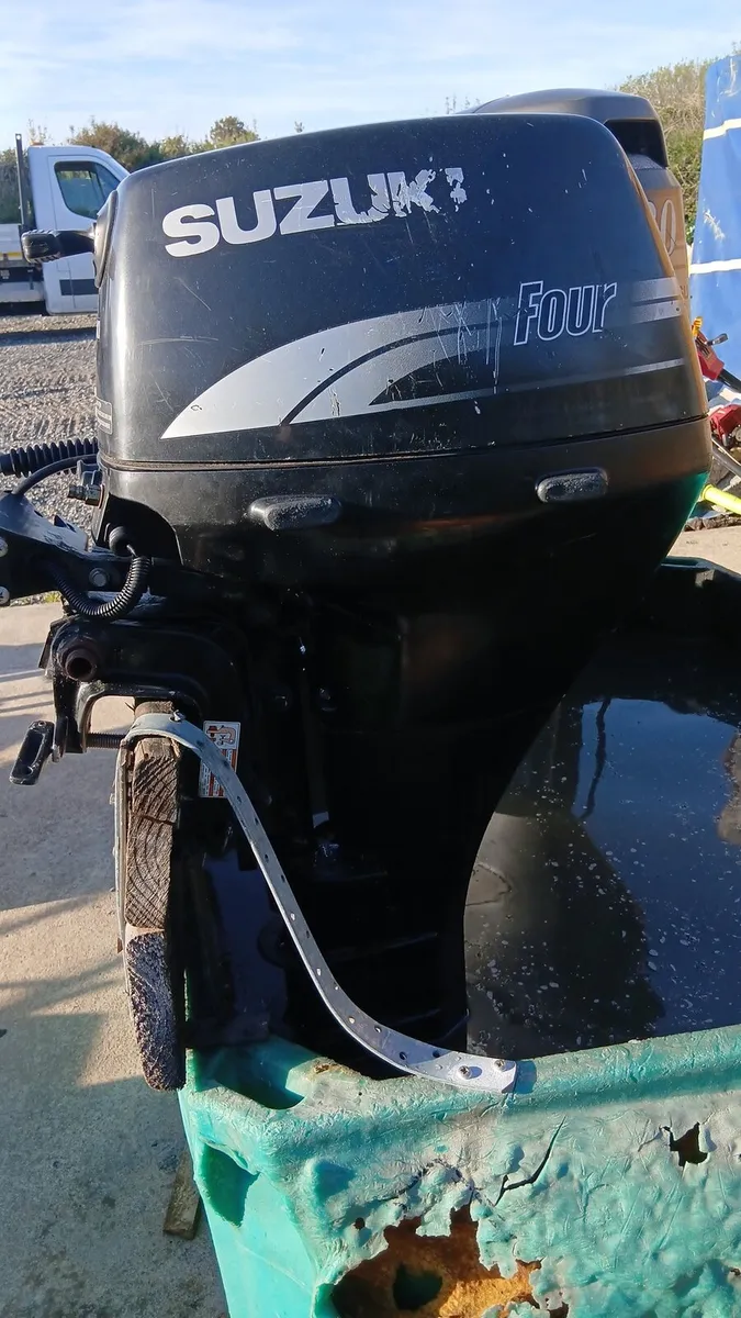 Suzuki 15 - Image 1
