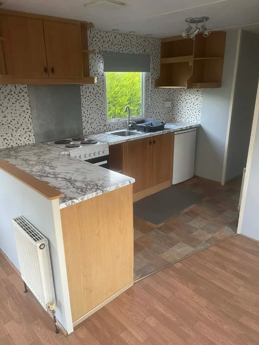 2 Bedroom Moblie Home - Image 3