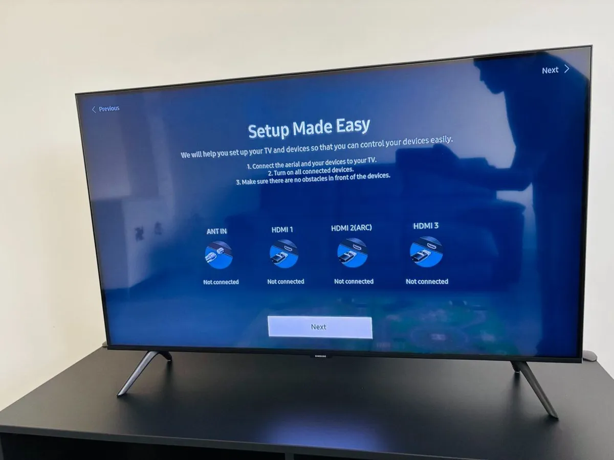Samsung 43” Smart TV – UE43TU8000K - Image 3