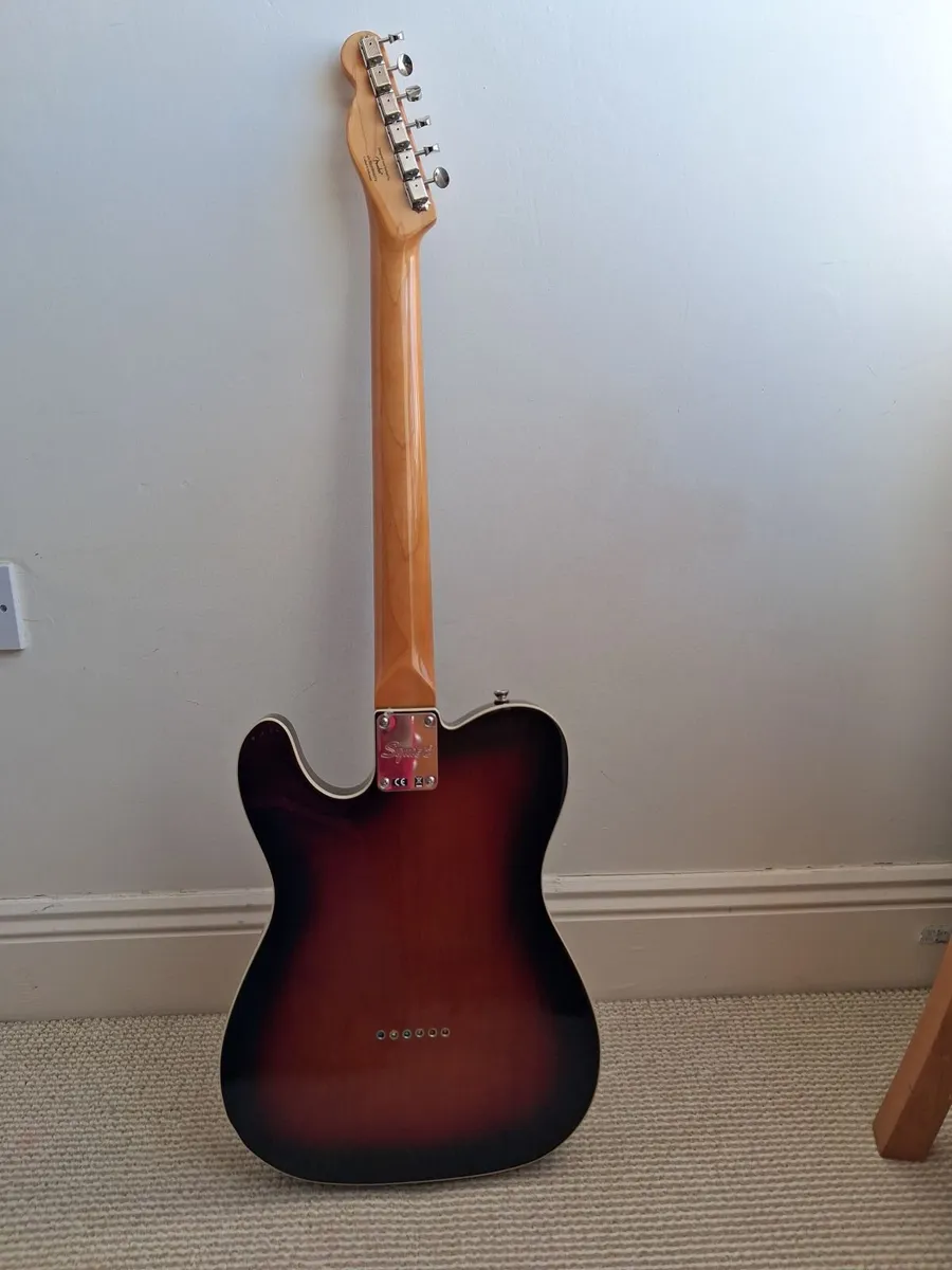 Electric Guitar (Fender) - Image 3