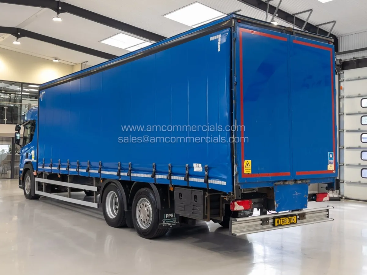 2018 SCANIA SCANIAP320 CURTAINSIDER - Image 4
