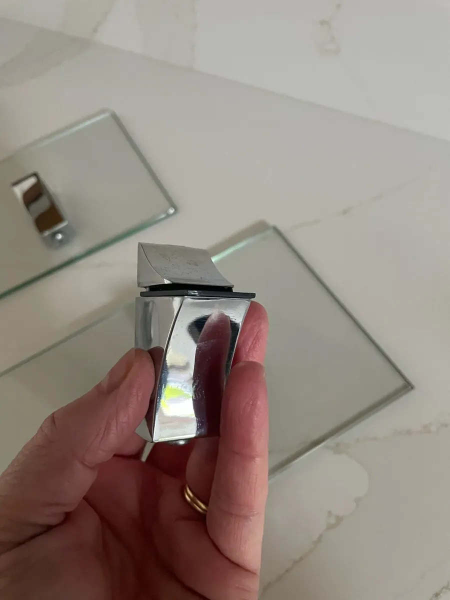 Two toughened glass bathroom shelves - Image 4