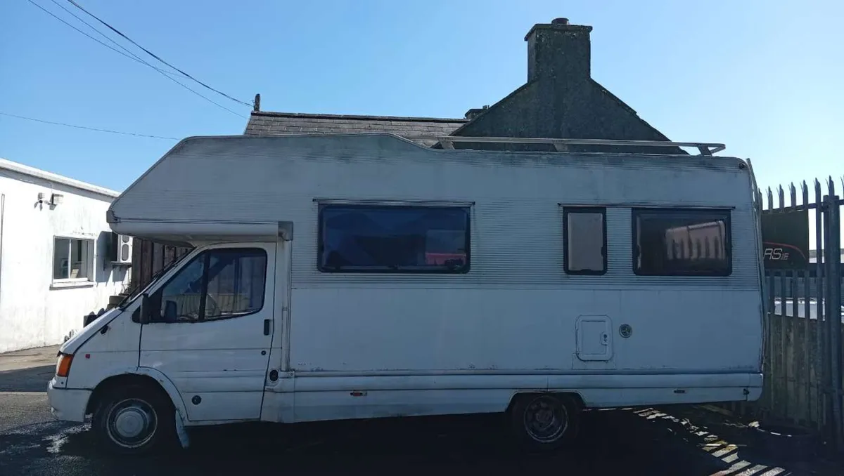Ford Transit Camper Campervan 1995 - Image 2
