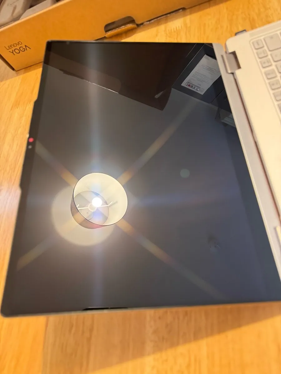 Laptop - Image 3