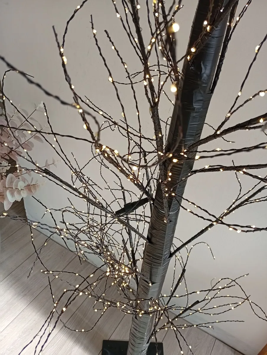 Indoor tree  tree with lights - Image 4