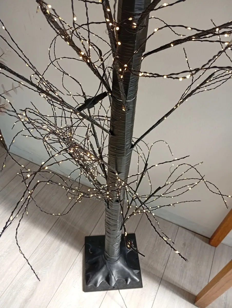 Indoor tree  tree with lights - Image 2