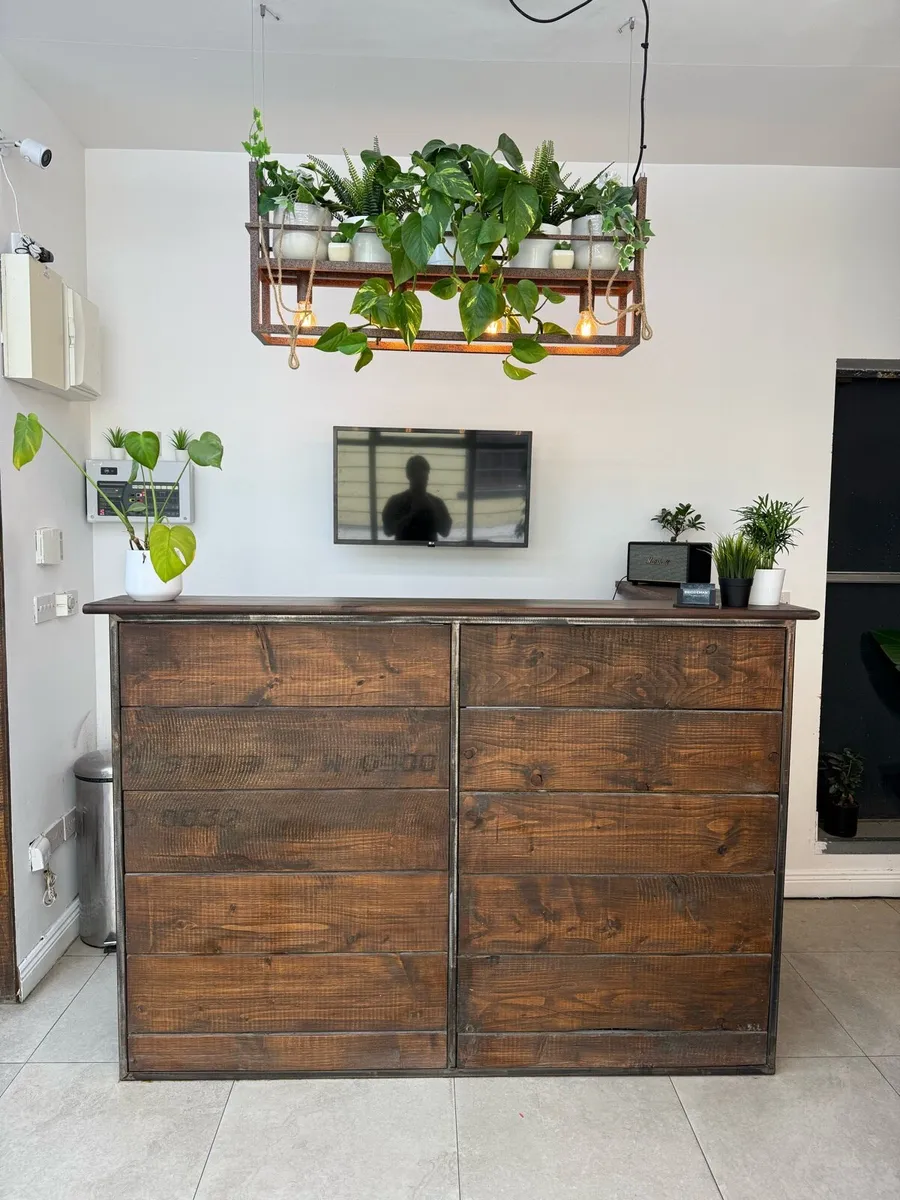 Reception for sale - Image 1