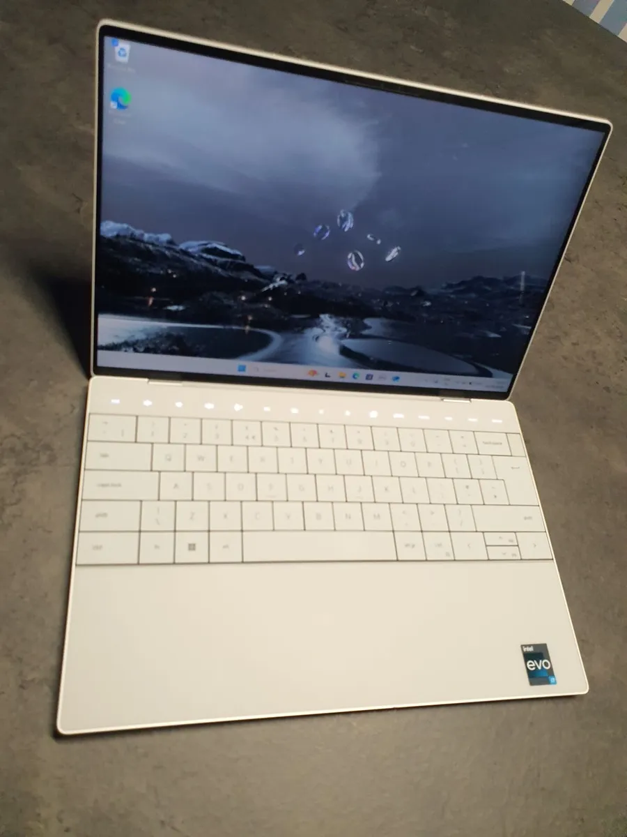 Dell XPS 13 plus 9320 |   i7  |  1TB  |  32GB Ram - Image 3