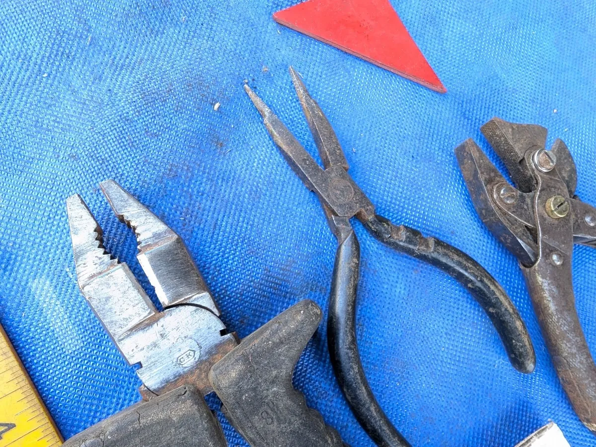 3 Pairs of Pliers - Image 3
