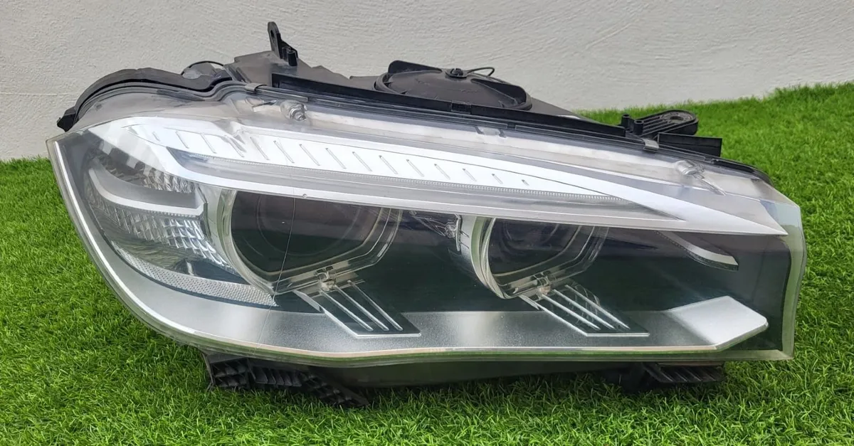 BMW X5 F15 Headlights – Non-Adaptive Xenon - Image 3