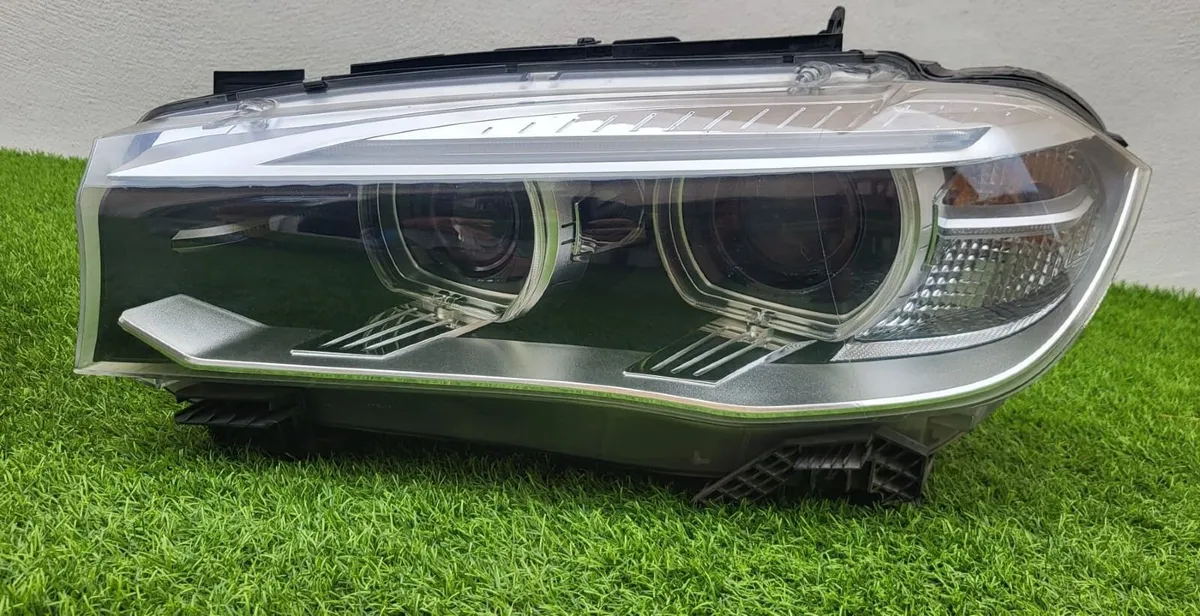 BMW X5 F15 Headlights – Non-Adaptive Xenon - Image 4