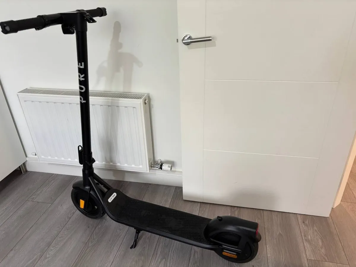 Pure Electric Air 3 Pro scooter - Image 4