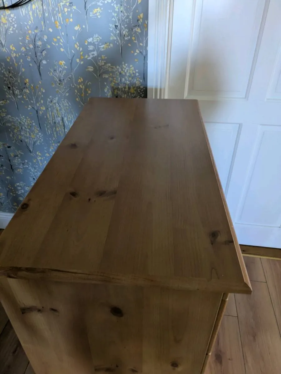 Chest of drawers - Image 2